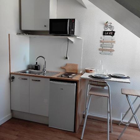 Angers Studio Idealement Situe : 2M Gare, 4M Centre Ville Luaran gambar