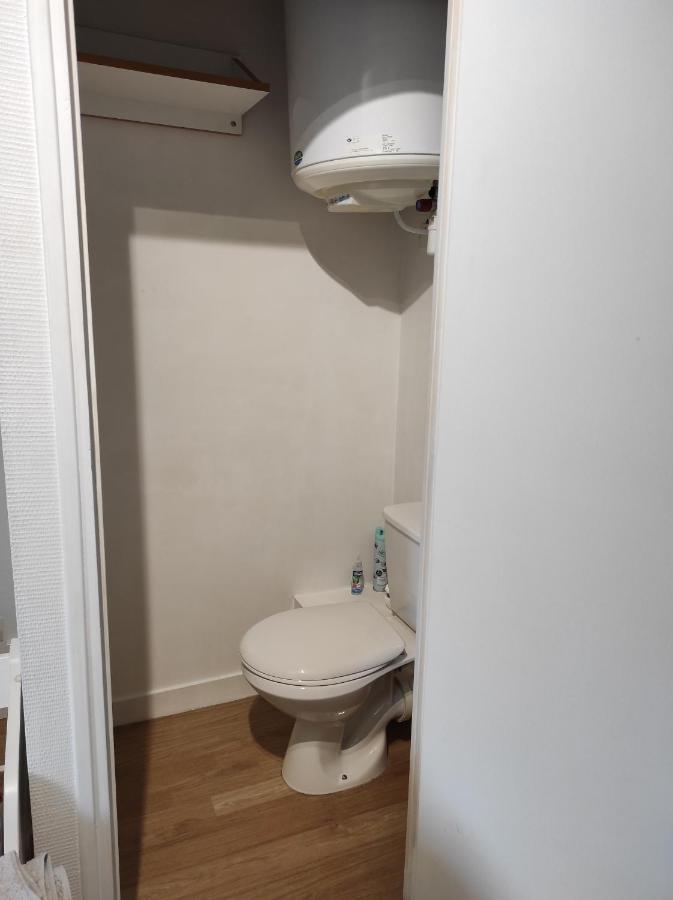 Angers Studio Idealement Situe : 2M Gare, 4M Centre Ville Luaran gambar